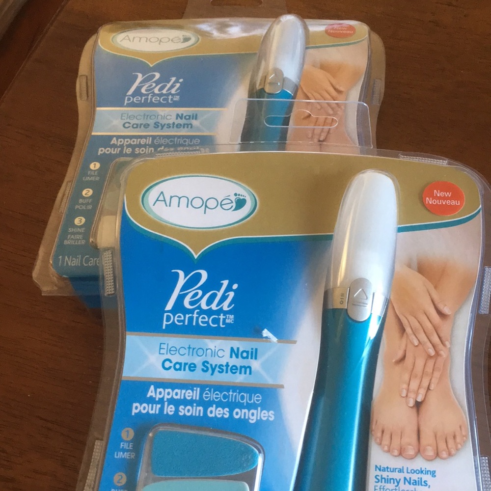 Nice set add , new , nice gift goes to the stocking